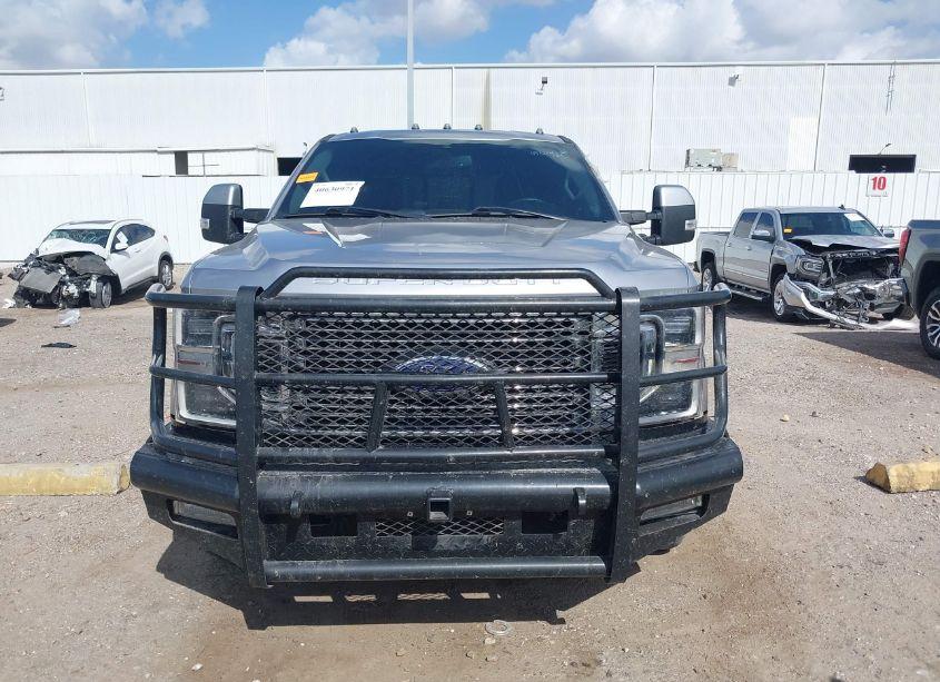 Photo 12 of 2020 Ford F-350 LARIAT (VIN 1FT8W3DT5LEE84617)