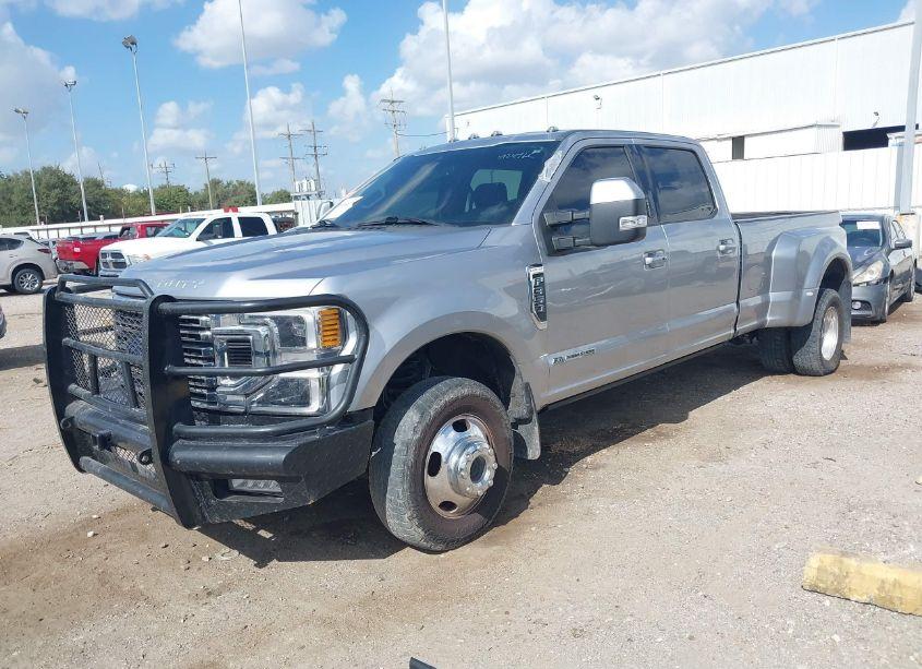 Photo 2 of 2020 Ford F-350 LARIAT (VIN 1FT8W3DT5LEE84617)