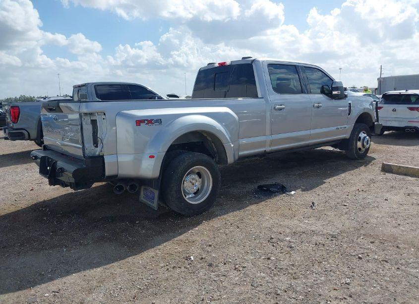 Photo 4 of 2020 Ford F-350 LARIAT (VIN 1FT8W3DT5LEE84617)