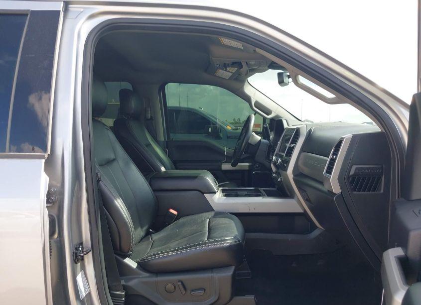 Photo 7 of 2020 Ford F-350 LARIAT (VIN 1FT8W3DT5LEE84617)