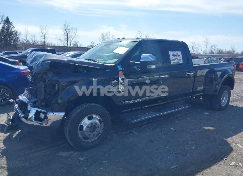 Photo 2 of 2021 Ford F-350 XLT (VIN 1FT8W3DT5MEC60295)