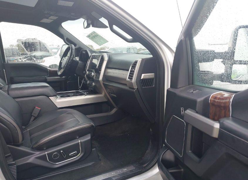 Photo 5 of 2017 Ford F-350 PLATINUM (VIN 1FT8W3DT6HEC14769)