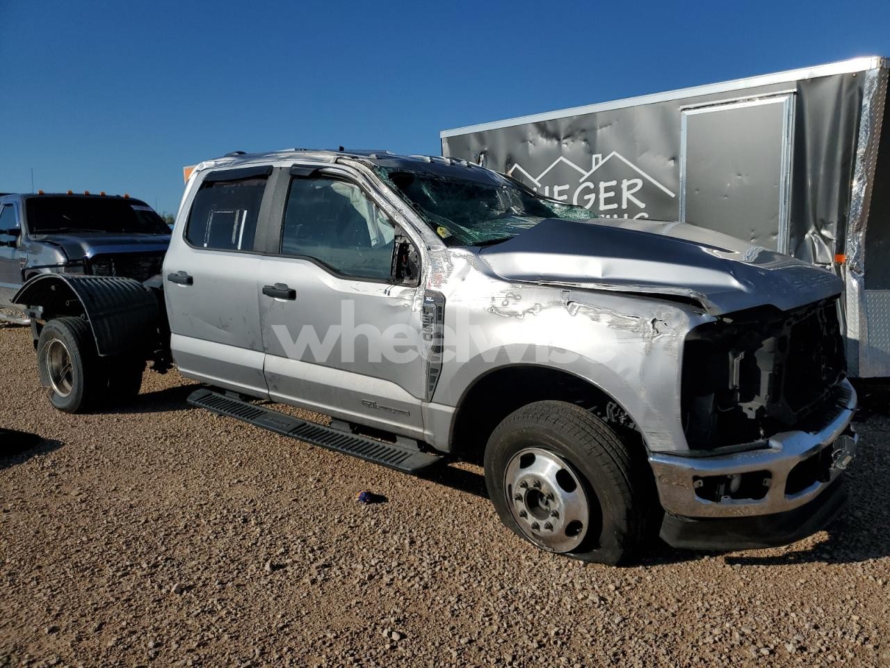 Photo 4 of 2023 FORD F350 SUPER DUTY (VIN 1FT8W3DT6PEC85419)