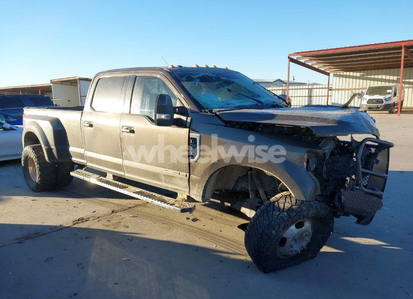 2017 Ford F-350 LARIAT (VIN 1FT8W3DT7HEB75979) main photo