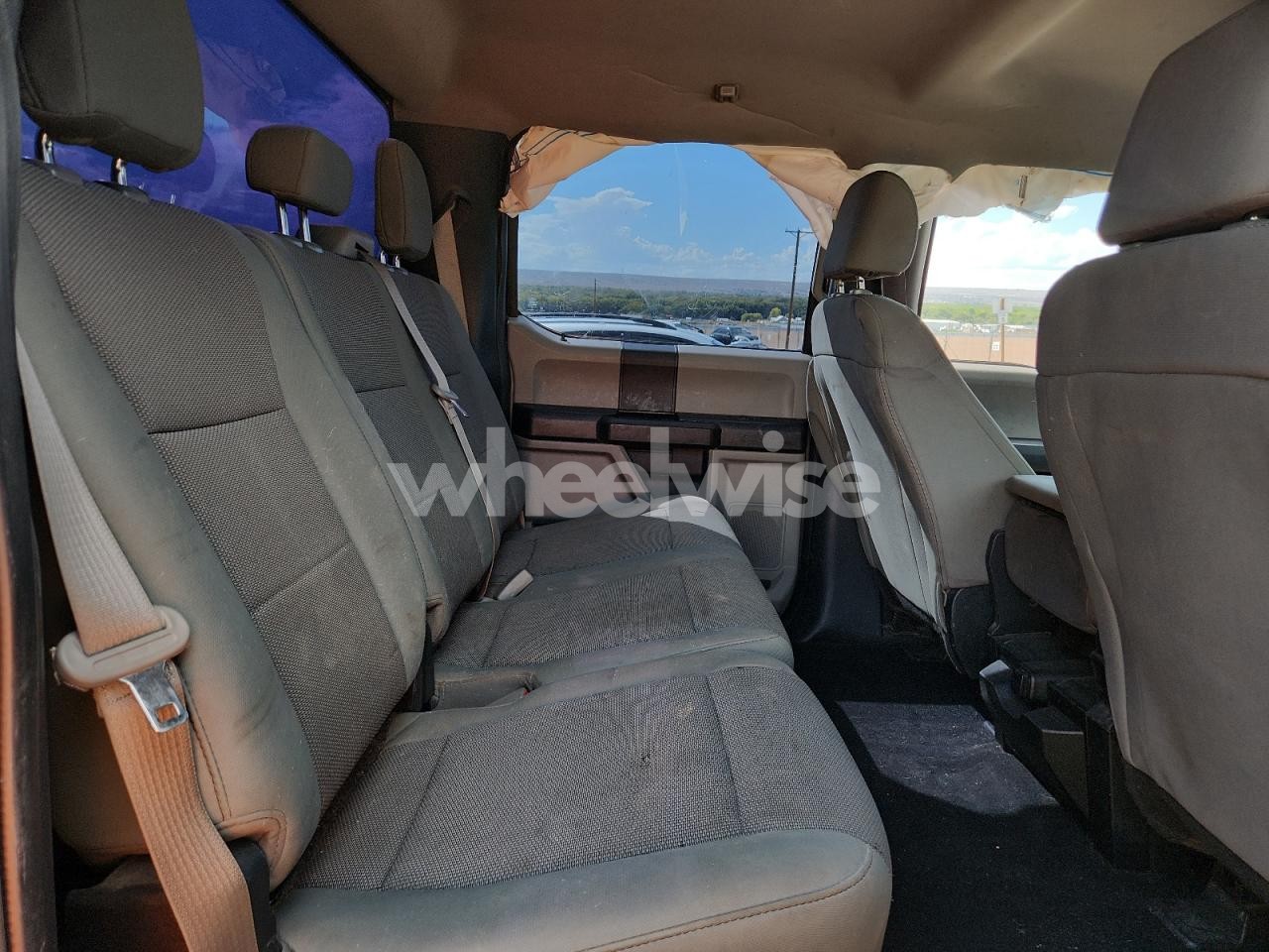 Photo 10 of 2019 FORD SUPER DUTY F-350 W/D (VIN 1FT8W3DT7KEF33766)