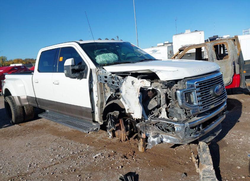 Photo 2 of 2020 Ford F-350 LARIAT (VIN 1FT8W3DT7LED48103)