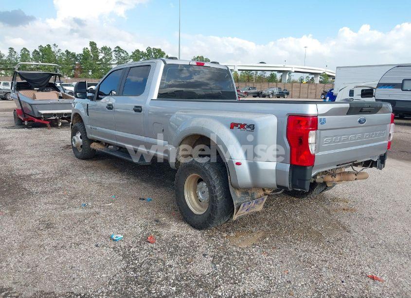 Photo 3 of 2022 Ford F-350 XL (VIN 1FT8W3DT7NED12463)