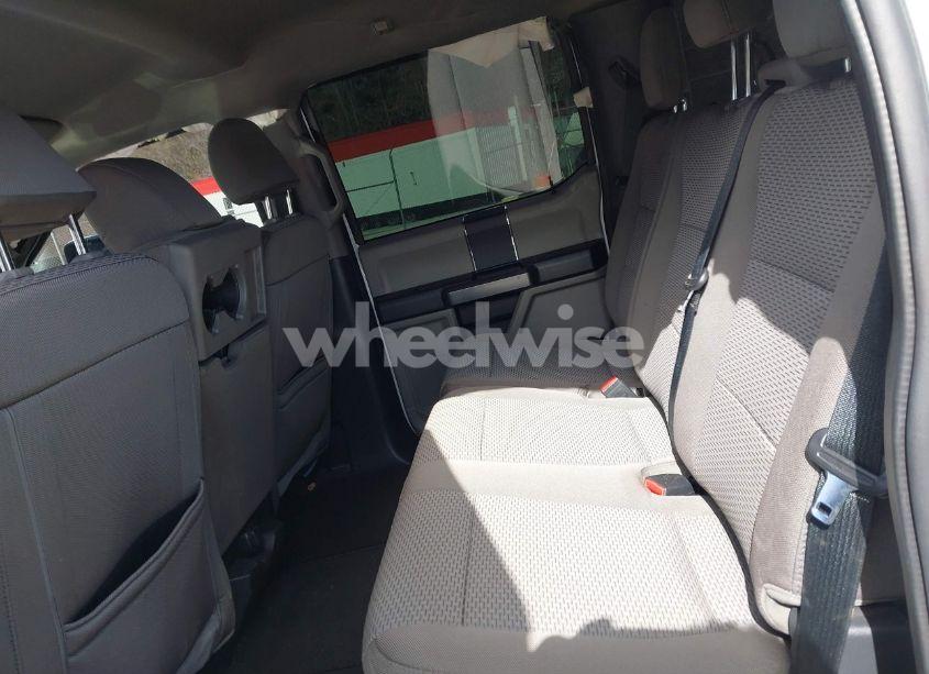 Photo 6 of 2022 Ford F-350 XLT (VIN 1FT8W3DT7NEG27165)