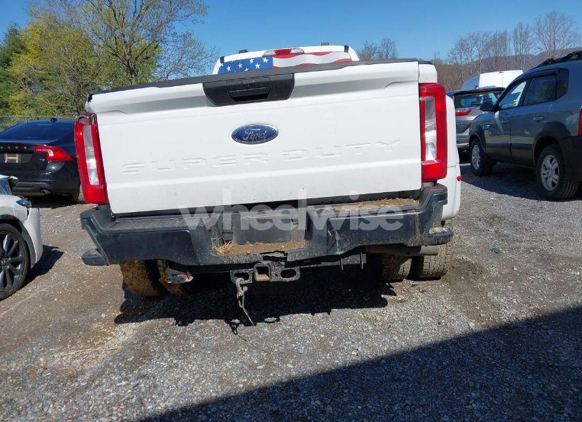 Photo 15 of 2024 Ford F-350 XL (VIN 1FT8W3DT8REC84825)