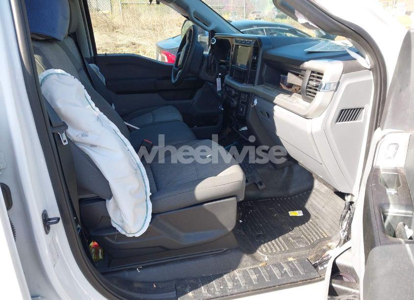 Photo 5 of 2024 Ford F-350 XL (VIN 1FT8W3DT8REC84825)