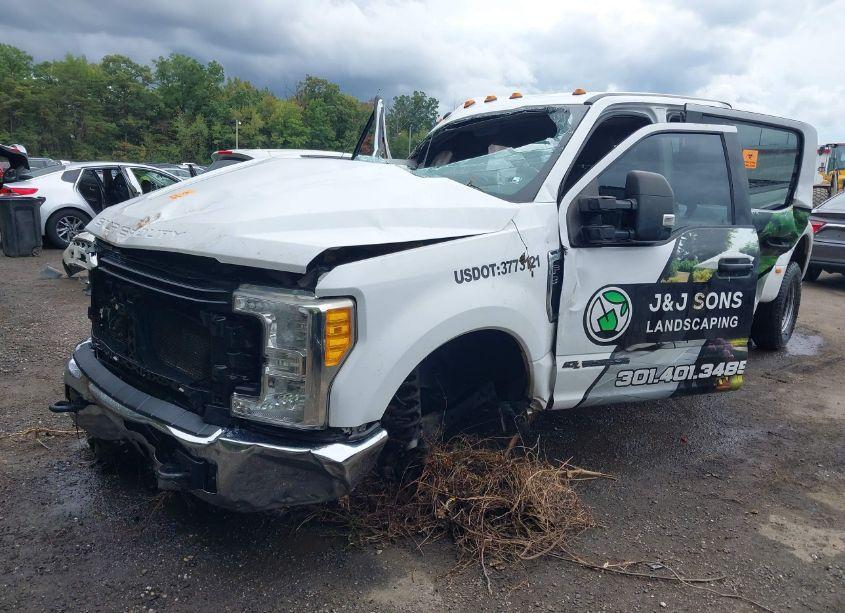 2017 Ford F-350 XLT (VIN 1FT8W3DT9HEC46115) main photo
