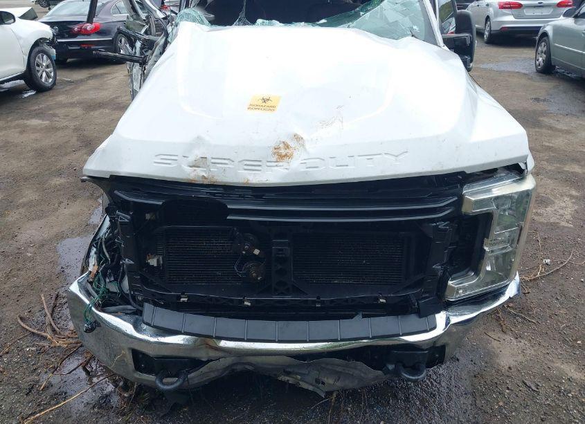 Photo 10 of 2017 Ford F-350 XLT (VIN 1FT8W3DT9HEC46115)