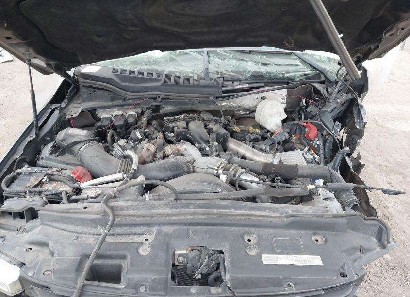 Photo 9 of 2019 Ford F-350 LARIAT (VIN 1FT8W3DT9KEF64792)