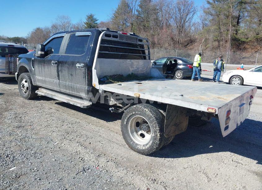 Photo 3 of 2021 Ford F-350 XL (VIN 1FT8W3DT9MEC34525)