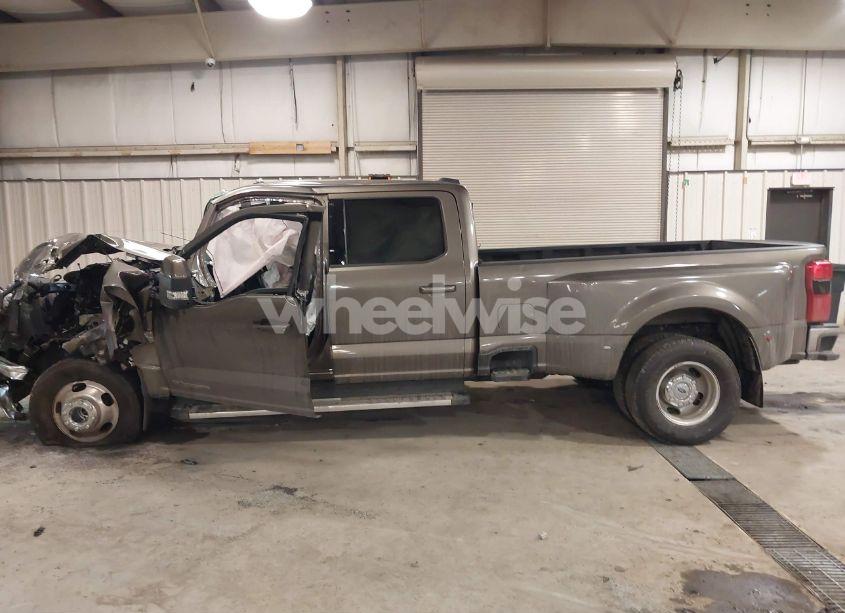 Photo 13 of 2023 Ford F-350 LARIAT (VIN 1FT8W3DT9PEC48011)