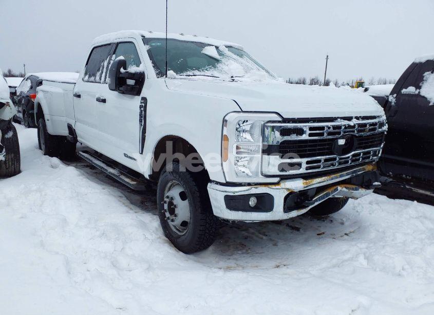 2024 Ford F-350 XLT (VIN 1FT8W3DT9RED80057) main photo