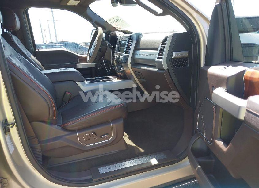 Photo 5 of 2017 Ford F-350 KING RANCH (VIN 1FT8W3DTXHEE61759)