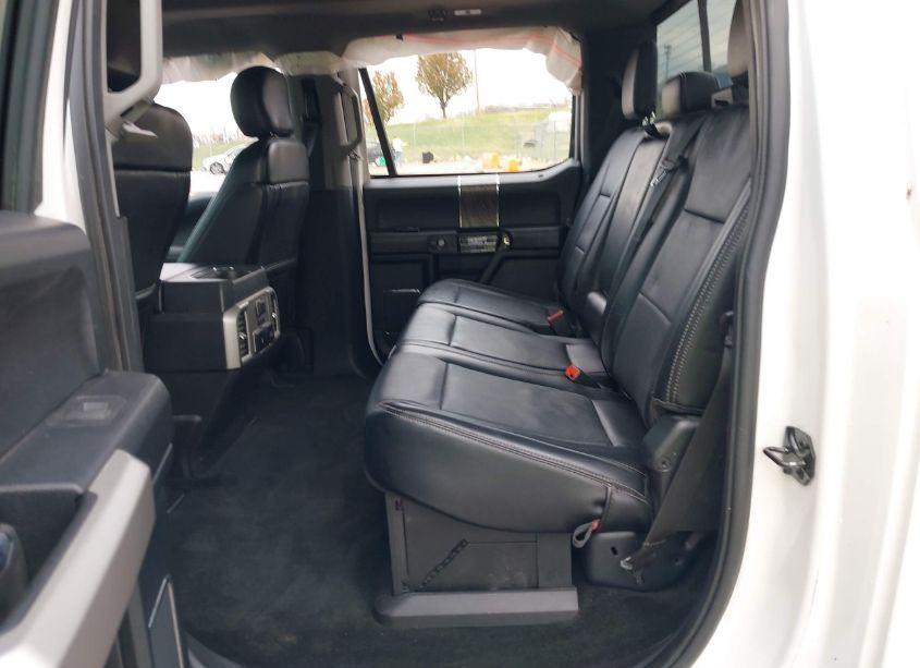 Photo 6 of 2019 Ford F-350 LARIAT (VIN 1FT8W3DTXKEC67837)