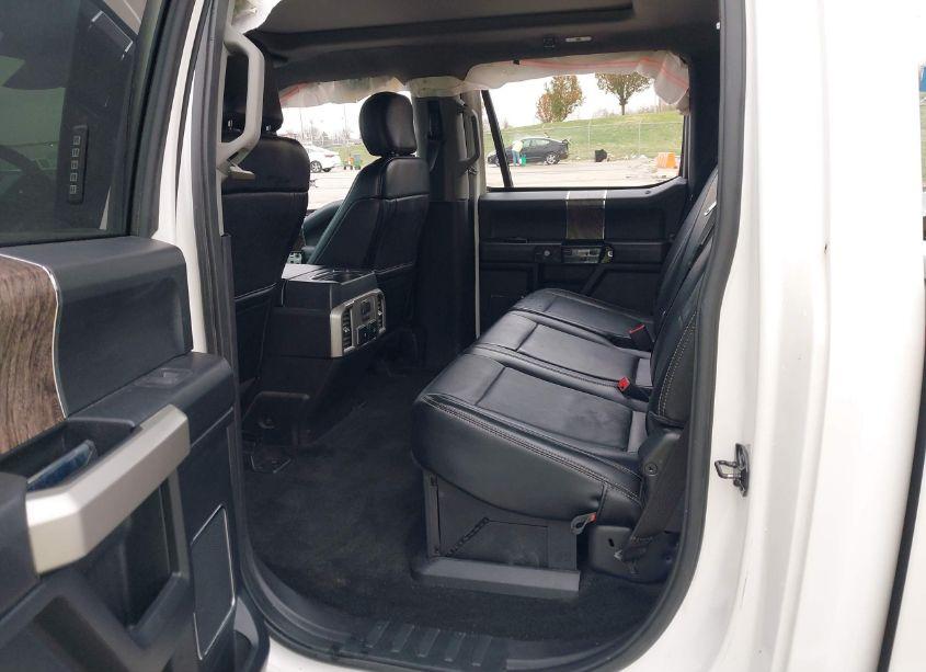 Photo 7 of 2019 Ford F-350 LARIAT (VIN 1FT8W3DTXKEC67837)