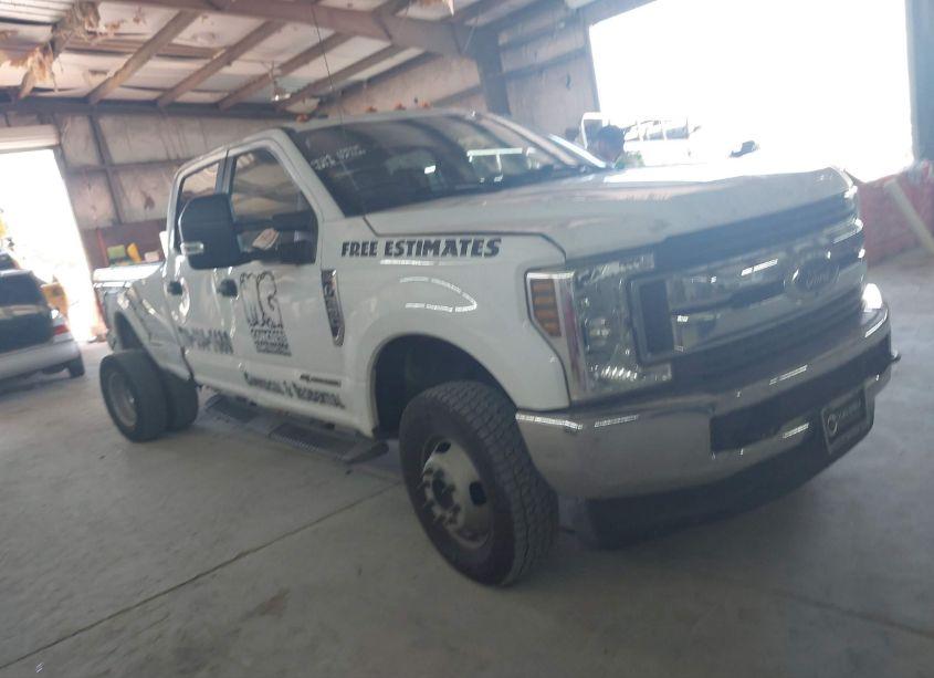 2019 Ford F-350 XL (VIN 1FT8W3DTXKEE08535) main photo