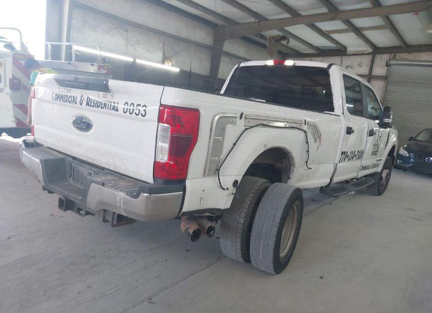 Photo 4 of 2019 Ford F-350 XL (VIN 1FT8W3DTXKEE08535)