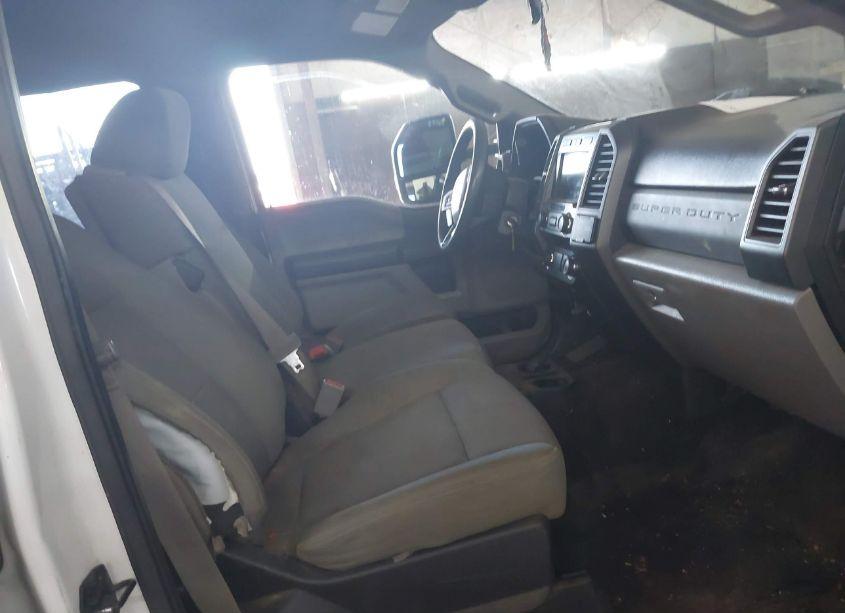 Photo 5 of 2019 Ford F-350 XL (VIN 1FT8W3DTXKEE08535)