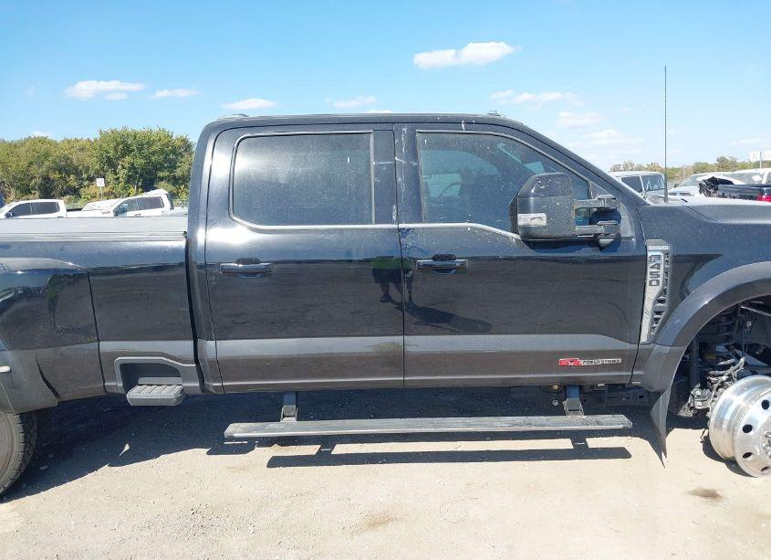 Photo 13 of 2024 Ford F-450 KING RANCH (VIN 1FT8W4DM3REE49193)