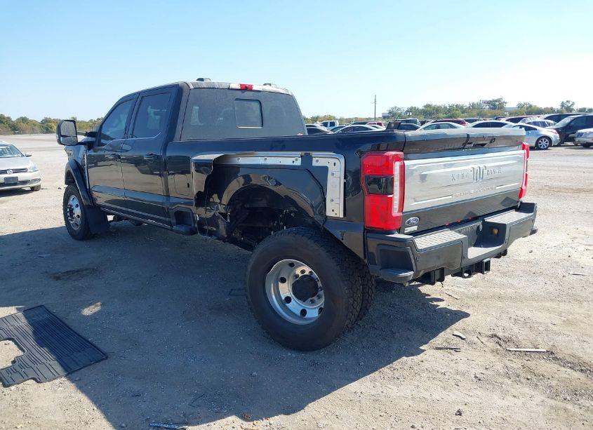 Photo 3 of 2024 Ford F-450 KING RANCH (VIN 1FT8W4DM3REE49193)