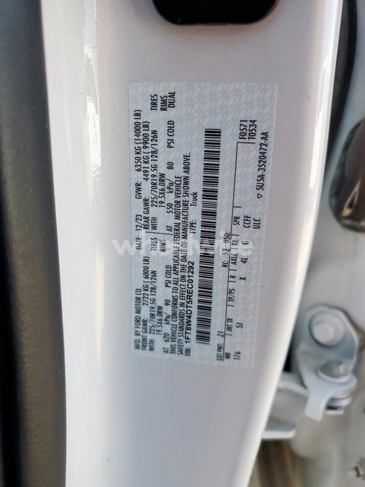Photo 13 of 2024 FORD F450 SUPER DUTY N/A (VIN 1FT8W4DT5REC01292)