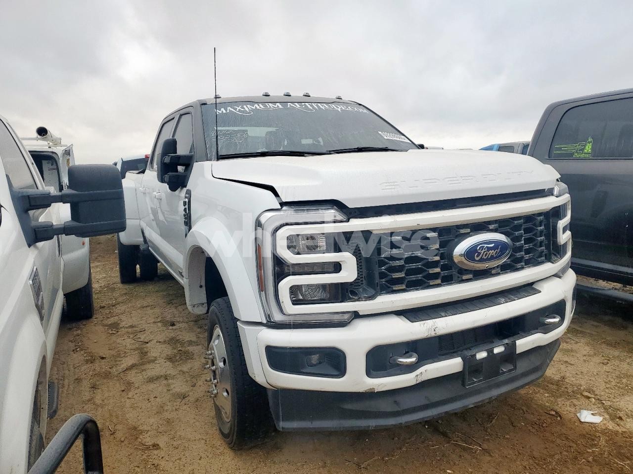 Photo 4 of 2024 FORD F450 SUPER DUTY N/A (VIN 1FT8W4DT5REC01292)