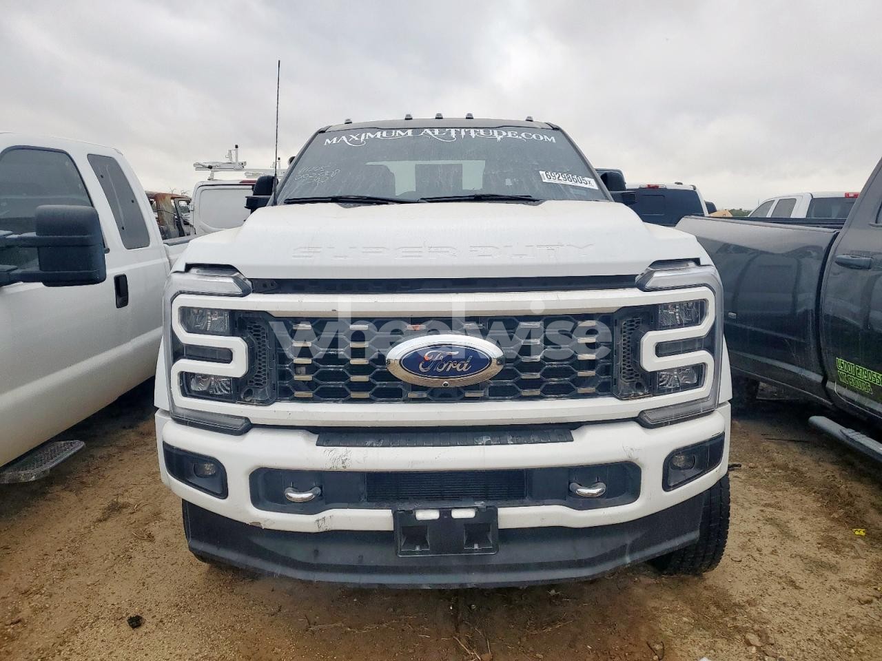 Photo 5 of 2024 FORD F450 SUPER DUTY N/A (VIN 1FT8W4DT5REC01292)