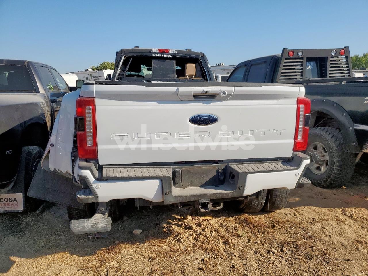 Photo 6 of 2024 FORD F450 SUPER DUTY N/A (VIN 1FT8W4DT5REC01292)