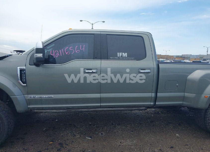 Photo 15 of 2019 Ford F-450 PLATINUM (VIN 1FT8W4DT8KEF64207)