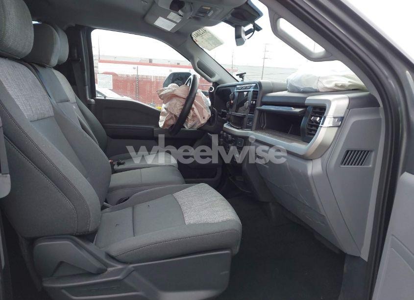 Photo 7 of 2023 Ford F-250 XLT (VIN 1FT8X2BT3PEC89163)