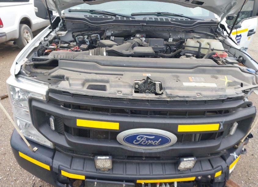 Photo 10 of 2022 Ford F-350 XL (VIN 1FT8X3B64NEE53274)