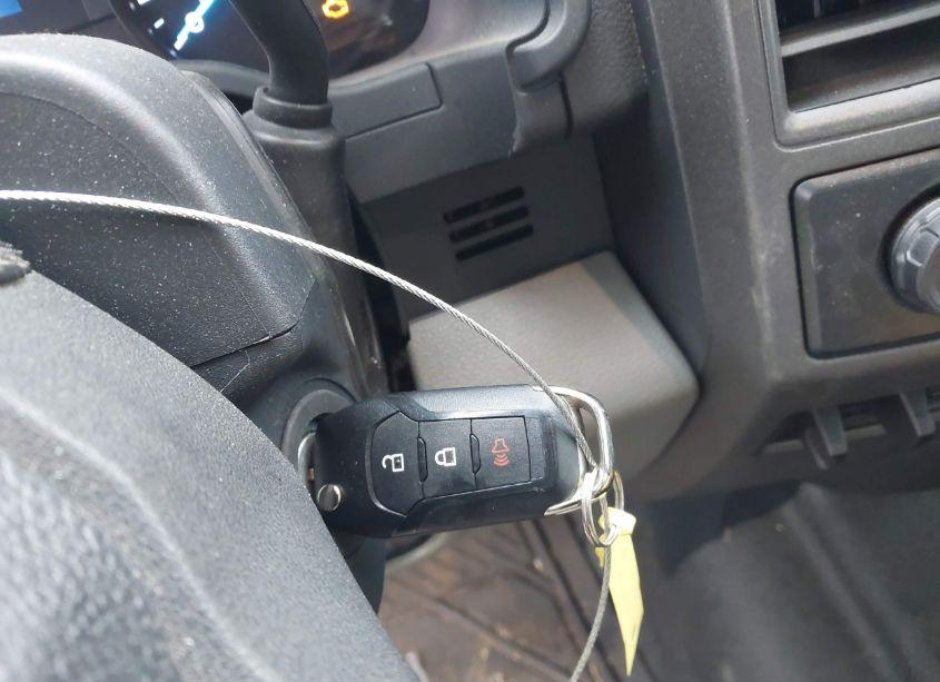 Photo 11 of 2022 Ford F-350 XL (VIN 1FT8X3B64NEE53274)