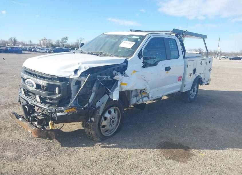 Photo 2 of 2022 Ford F-350 XL (VIN 1FT8X3B64NEE53274)