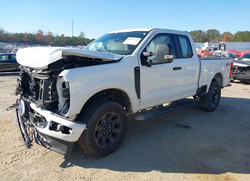 Photo 2 of 2023 Ford F-350 XL (VIN 1FT8X3BA2PED39474)