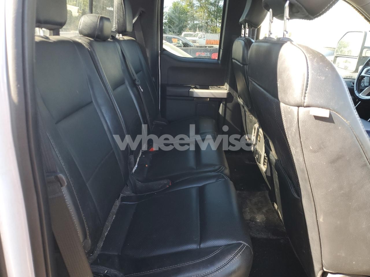 Photo 10 of 2018 FORD F350 SUPER DUTY (VIN 1FT8X3BT2JEC80371)