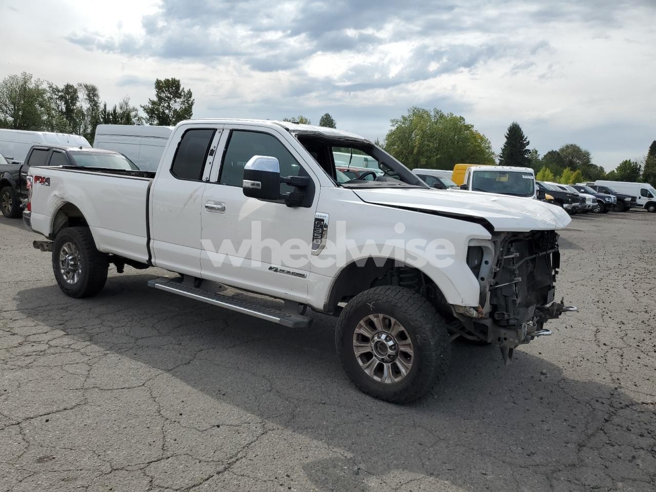 Photo 4 of 2018 FORD F350 SUPER DUTY (VIN 1FT8X3BT2JEC80371)
