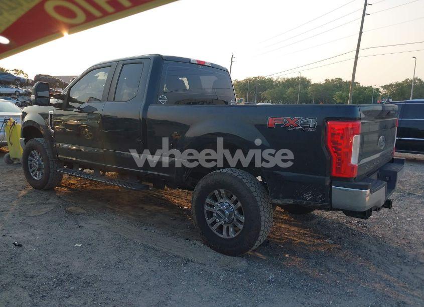 Photo 3 of 2019 Ford F-350 XL (VIN 1FT8X3BT8KED51042)