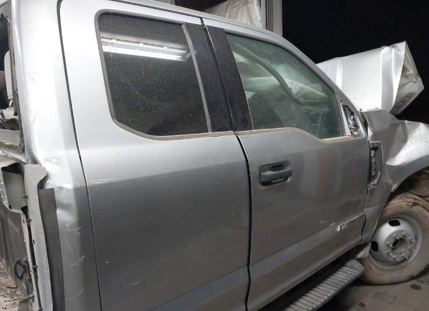 Photo 13 of 2022 Ford F-350 XLT (VIN 1FT8X3DT3NEE88116)