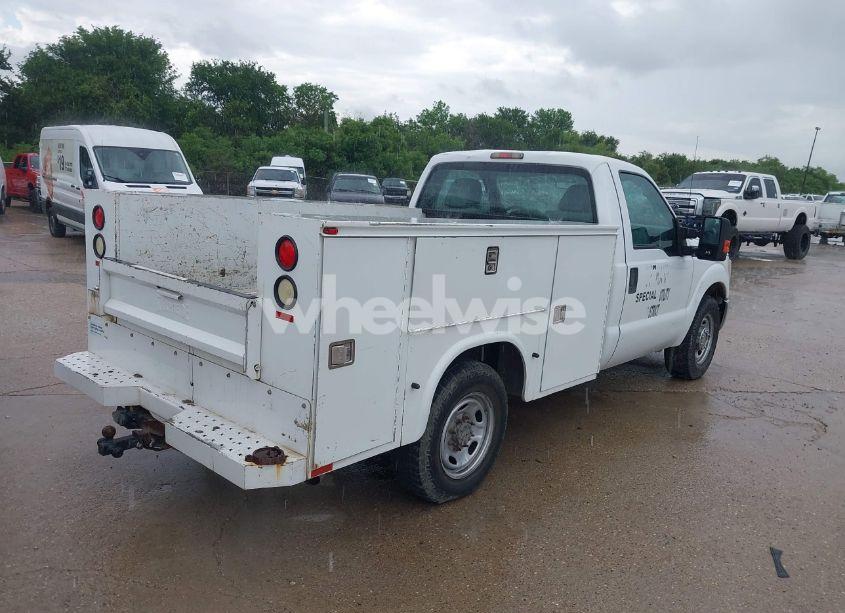 Photo 4 of 2011 Ford F-250 XL (VIN 1FTBF2A60BEC74410)