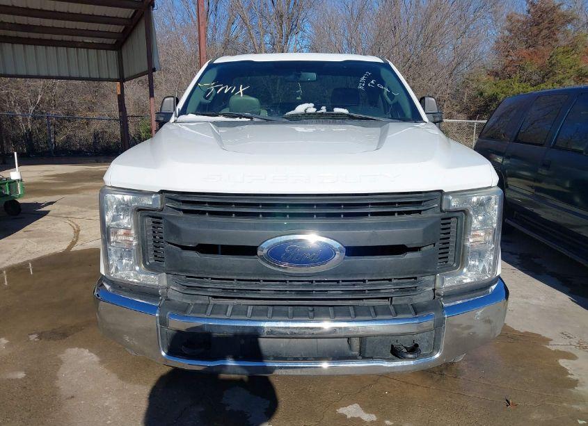 Photo 12 of 2018 Ford F-250 XL (VIN 1FTBF2A61JEC06888)