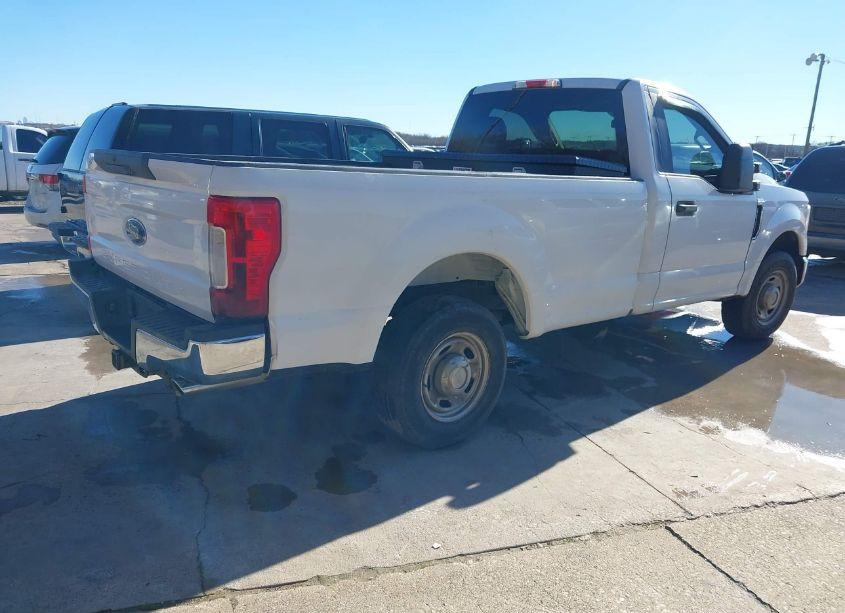 Photo 4 of 2018 Ford F-250 XL (VIN 1FTBF2A61JEC06888)