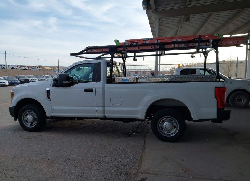 Photo 14 of 2018 Ford F-250 XL (VIN 1FTBF2A61JEC47943)