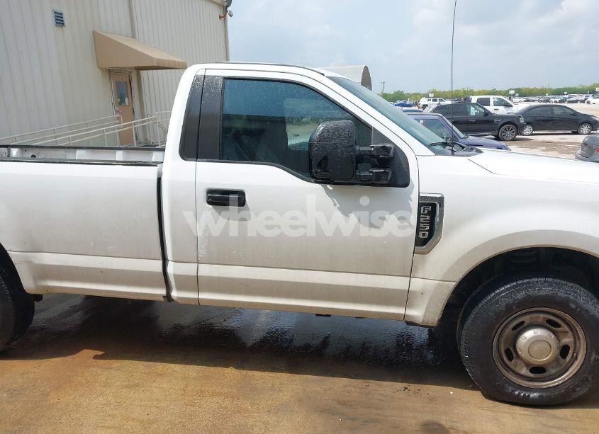 Photo 13 of 2019 Ford F-250 XL (VIN 1FTBF2A61KEC81110)