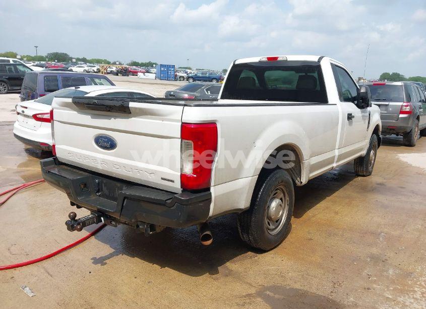 Photo 4 of 2019 Ford F-250 XL (VIN 1FTBF2A61KEC81110)