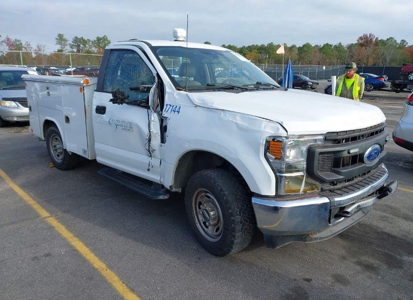 2022 Ford F-250 XL (VIN 1FTBF2A62NEC15718) main photo