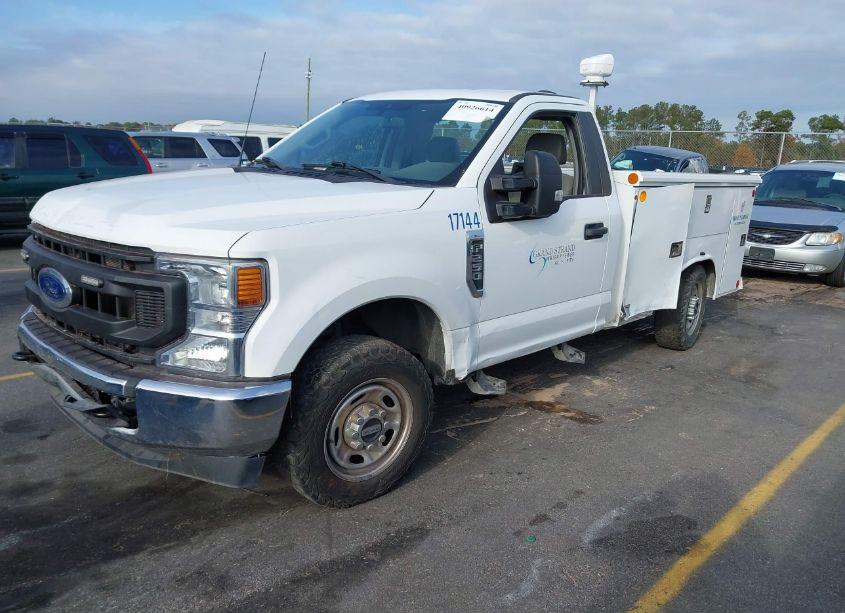 Photo 2 of 2022 Ford F-250 XL (VIN 1FTBF2A62NEC15718)